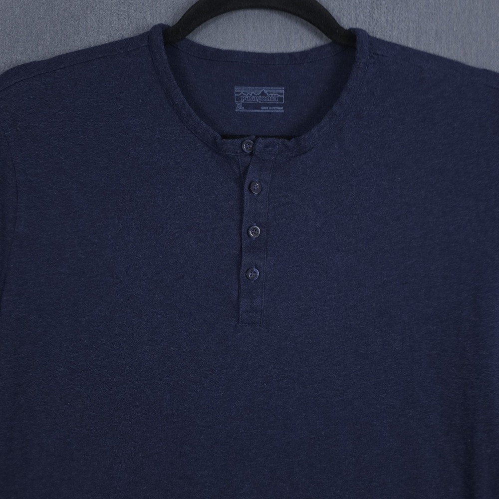 Patagonia Daily Henley Shirt Mens XL Navy Blue Organic Cotton Long Sleeve 52260